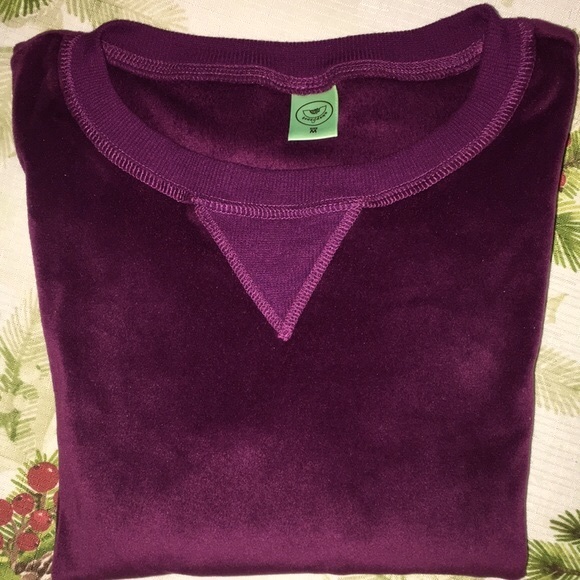 Honeydew Dream Queen Lounge Top - Picture 3 of 6